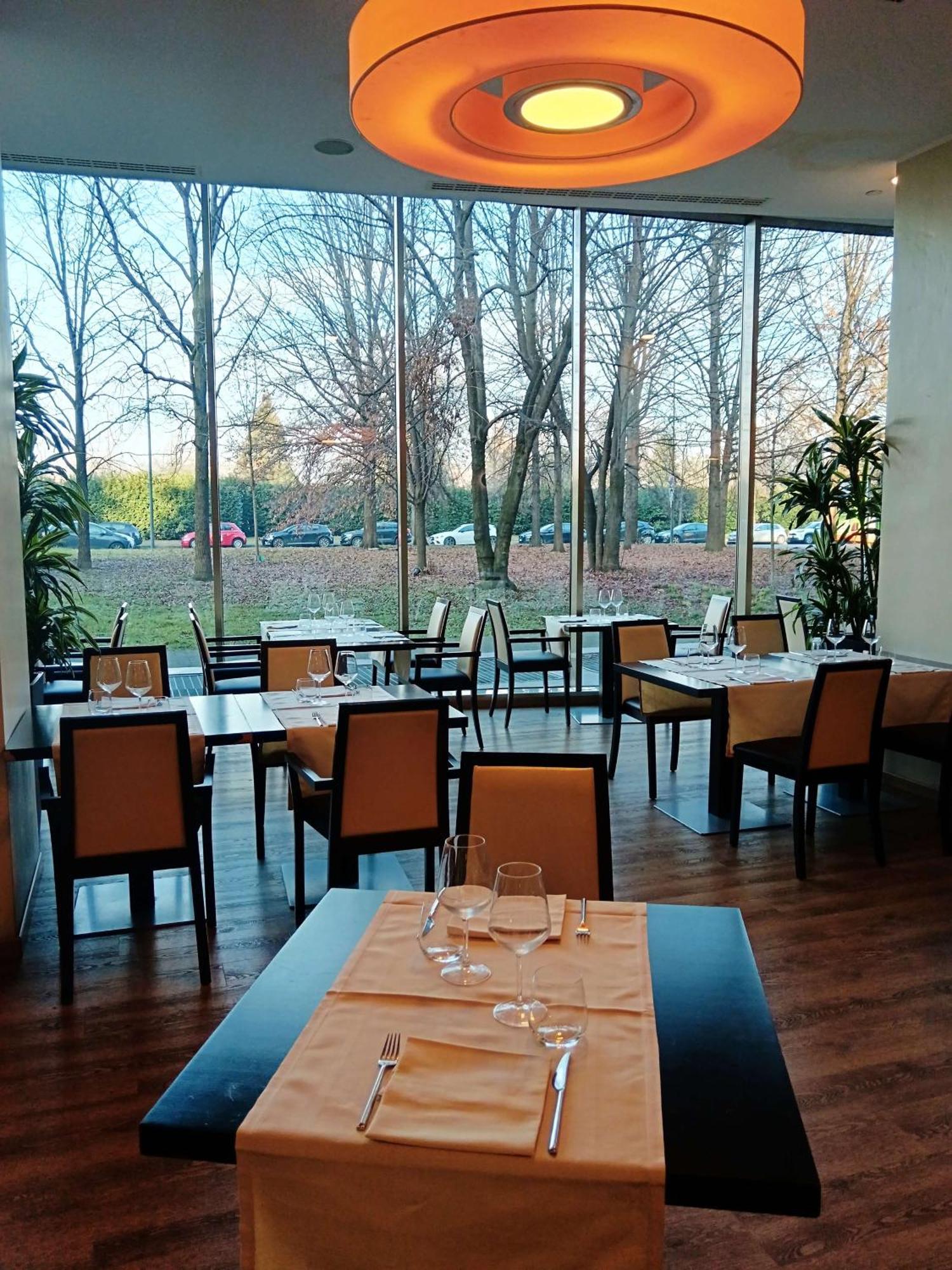 Best Western Plus The Hub Hotel Milano Eksteriør bilde