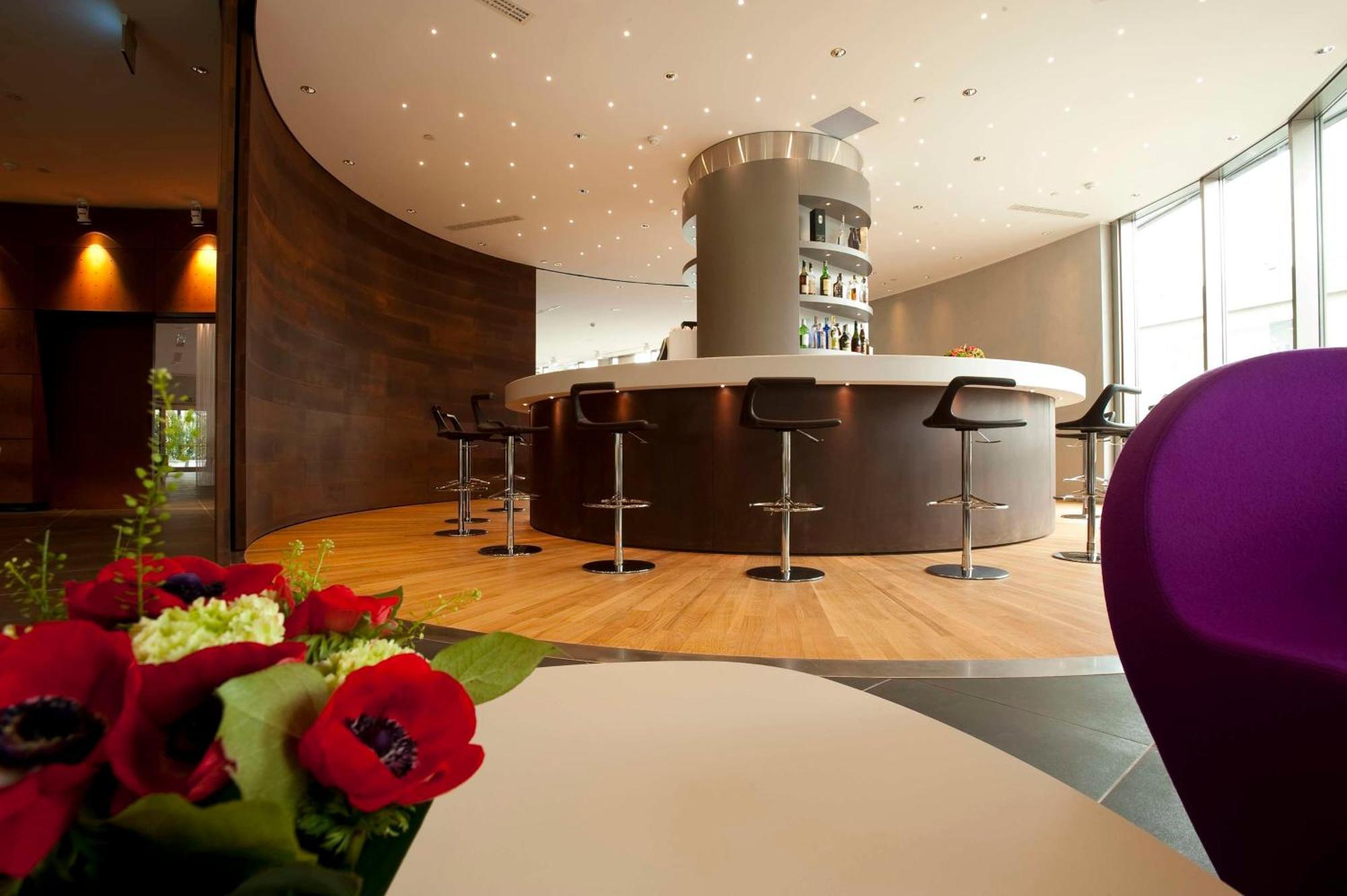 Best Western Plus The Hub Hotel Milano Restaurant bilde